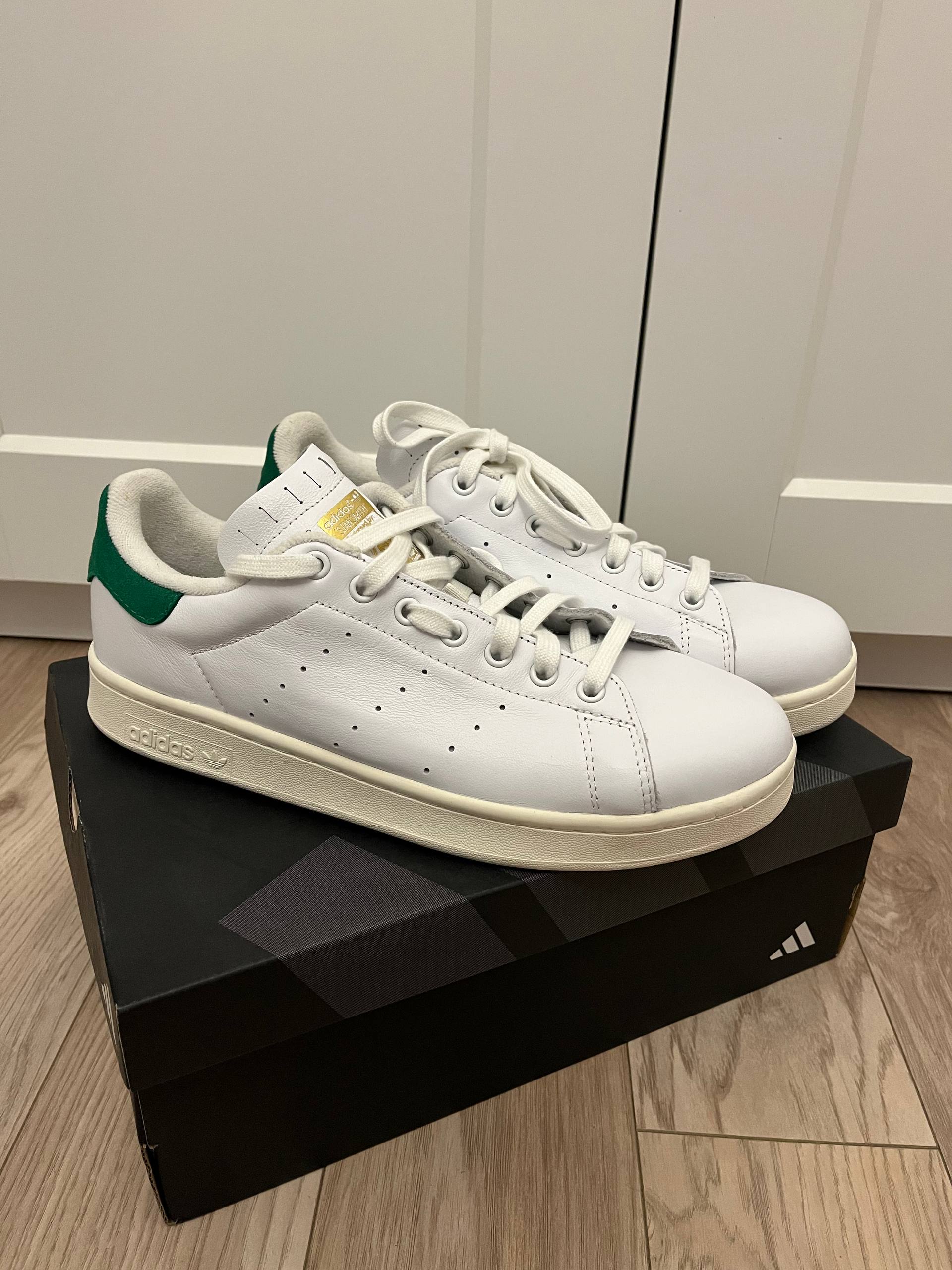 Adidas Velo Stan оригинал 10us 44