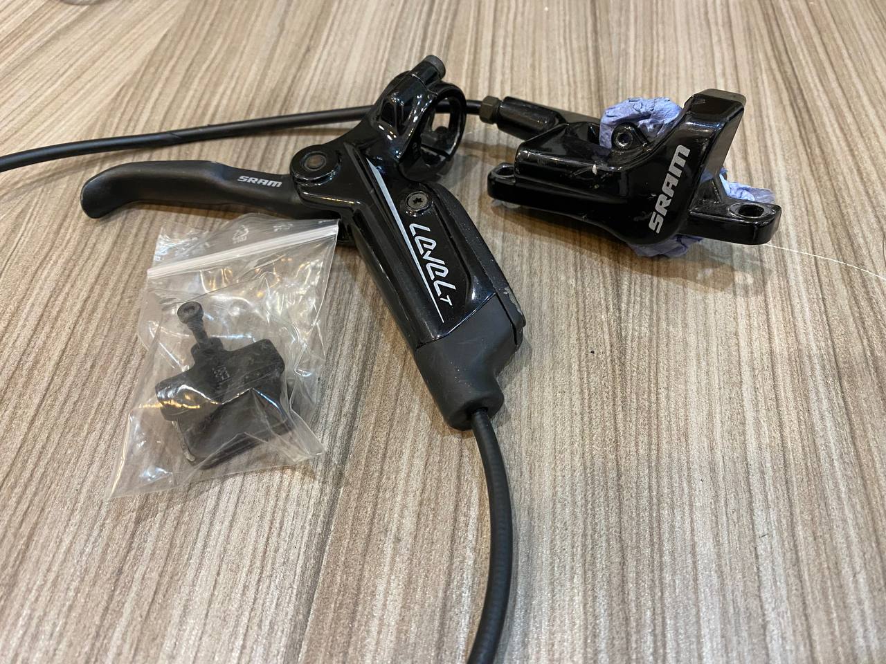 Гидравлический тормоз sram level T