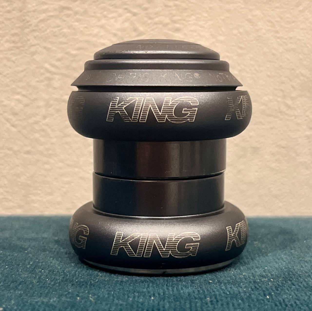 Chris King 1 1/8