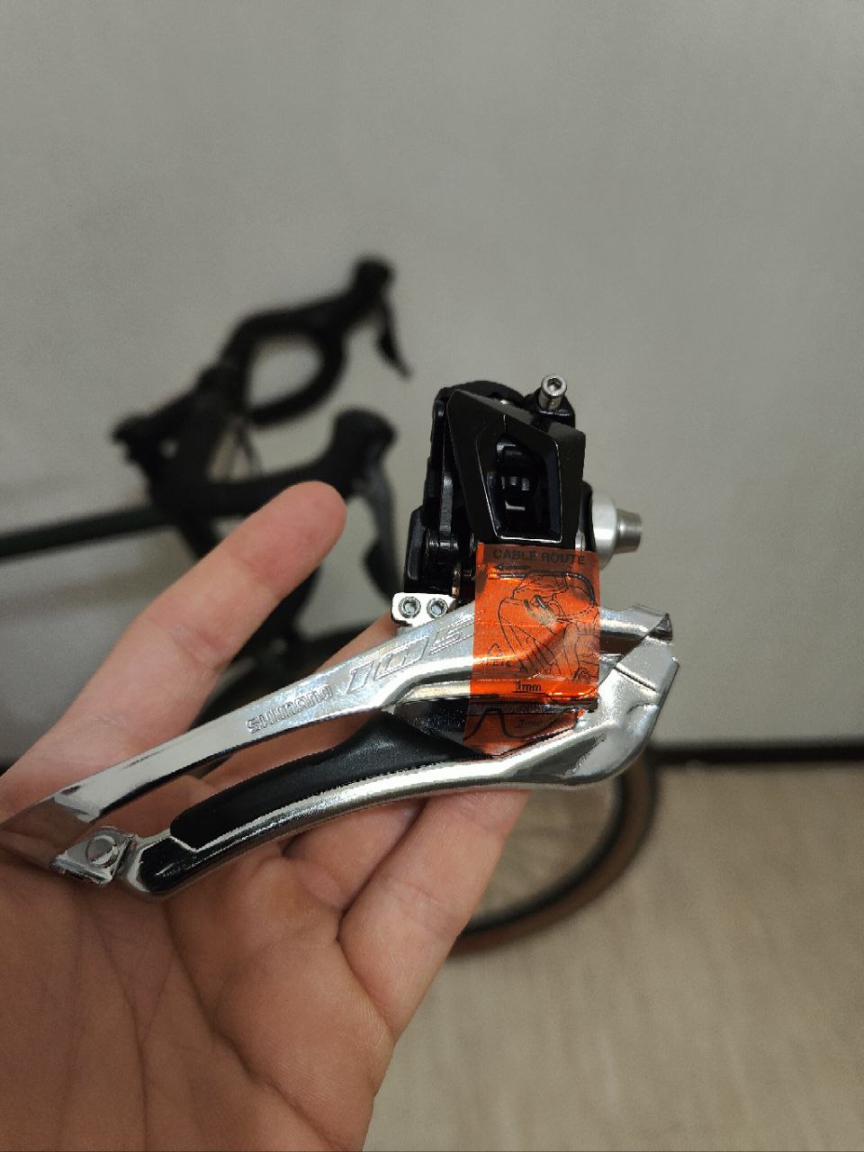 Переключатель передний Shimano 105 FD-R7000,2х11