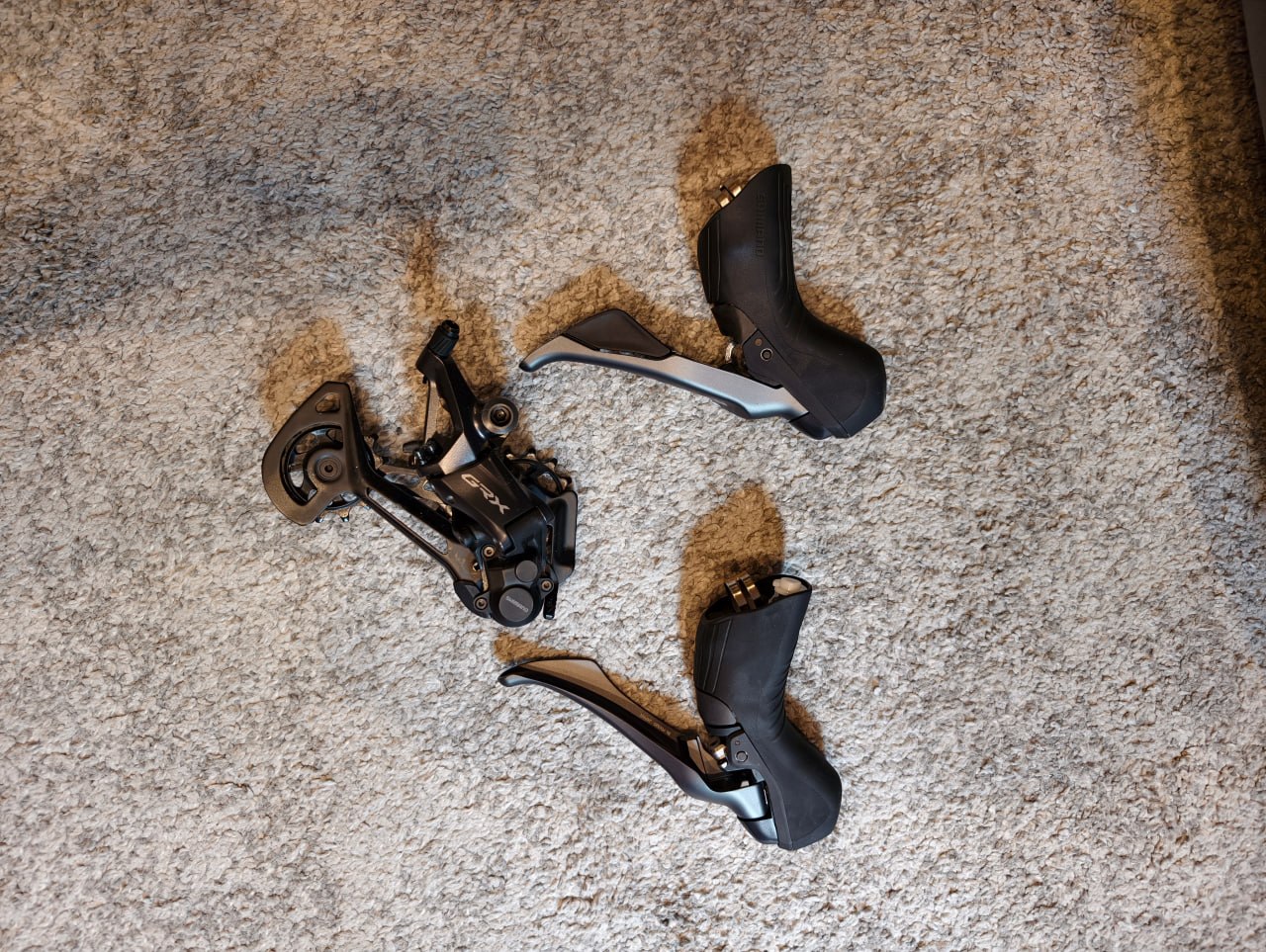 Дуалы Shimano grx 820 и переключатель RX822 sgs
