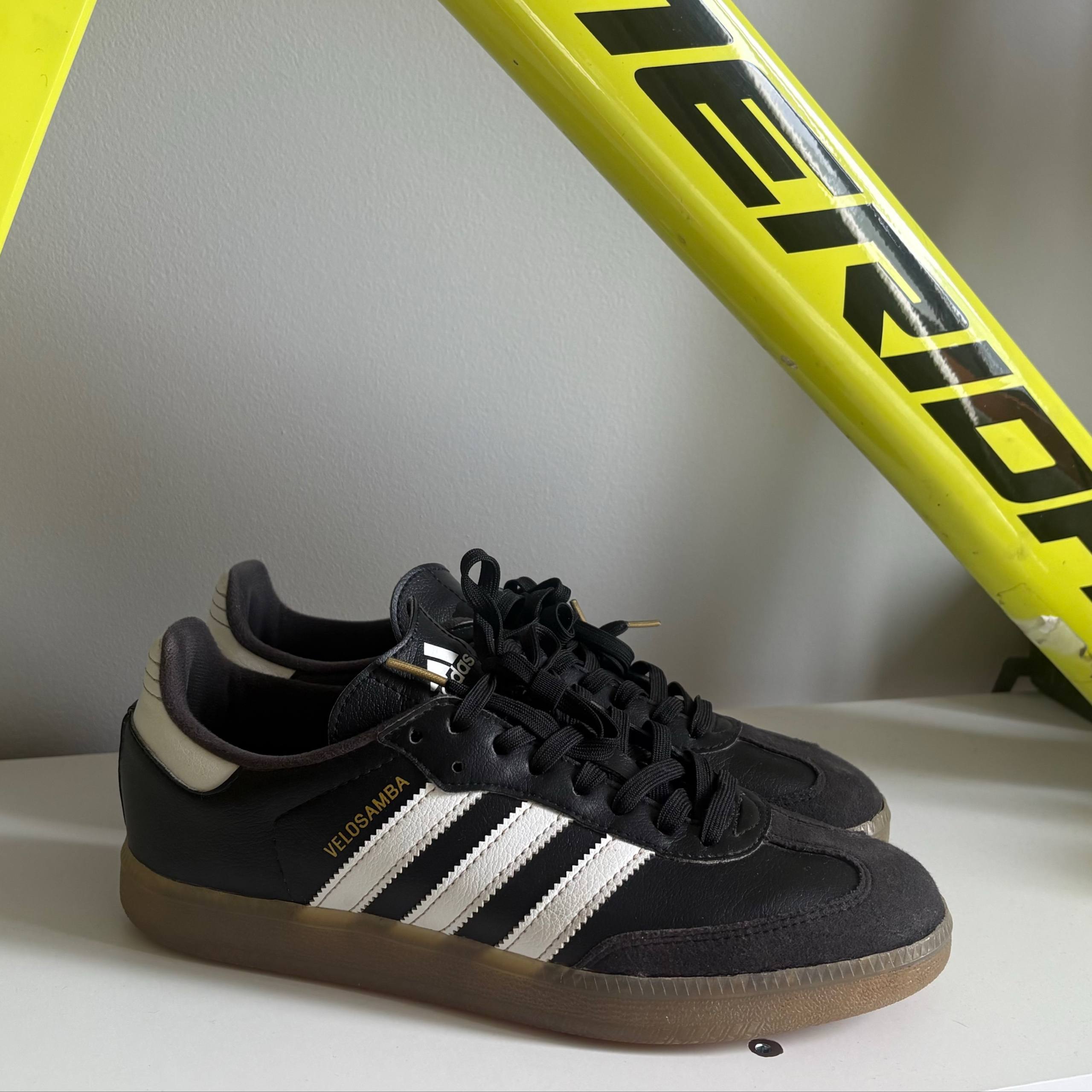 Adidas velosamba