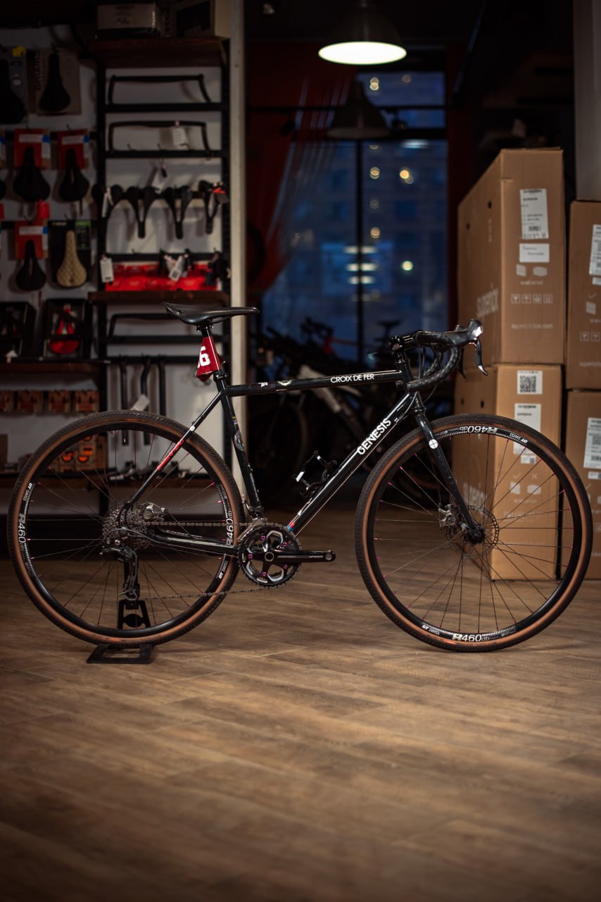 Genesis Croix De Fer