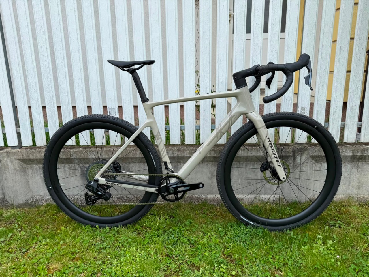 SCOTT Addict Gravel 20 (Размер М) 2026