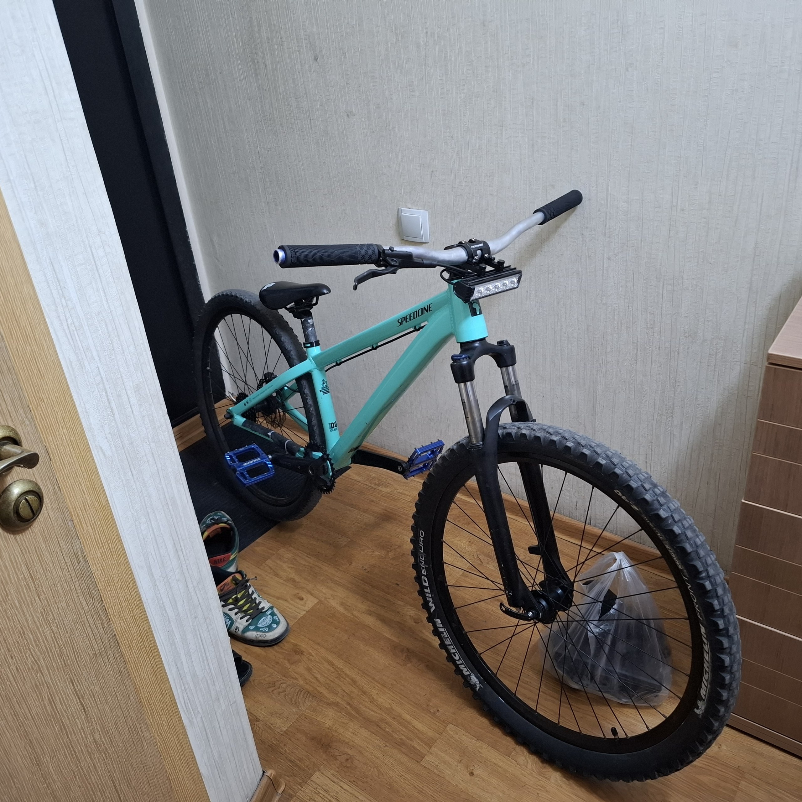 Speedone cruiser