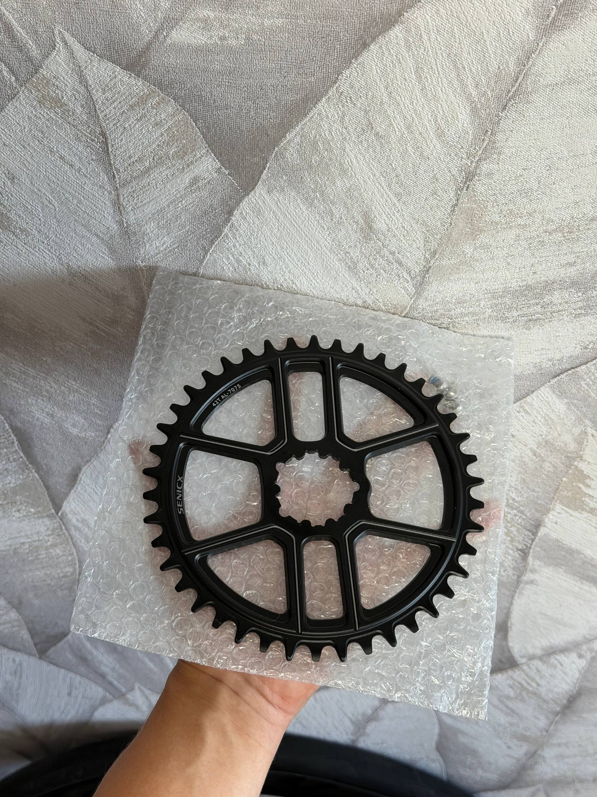 Звезда Senicx 42t