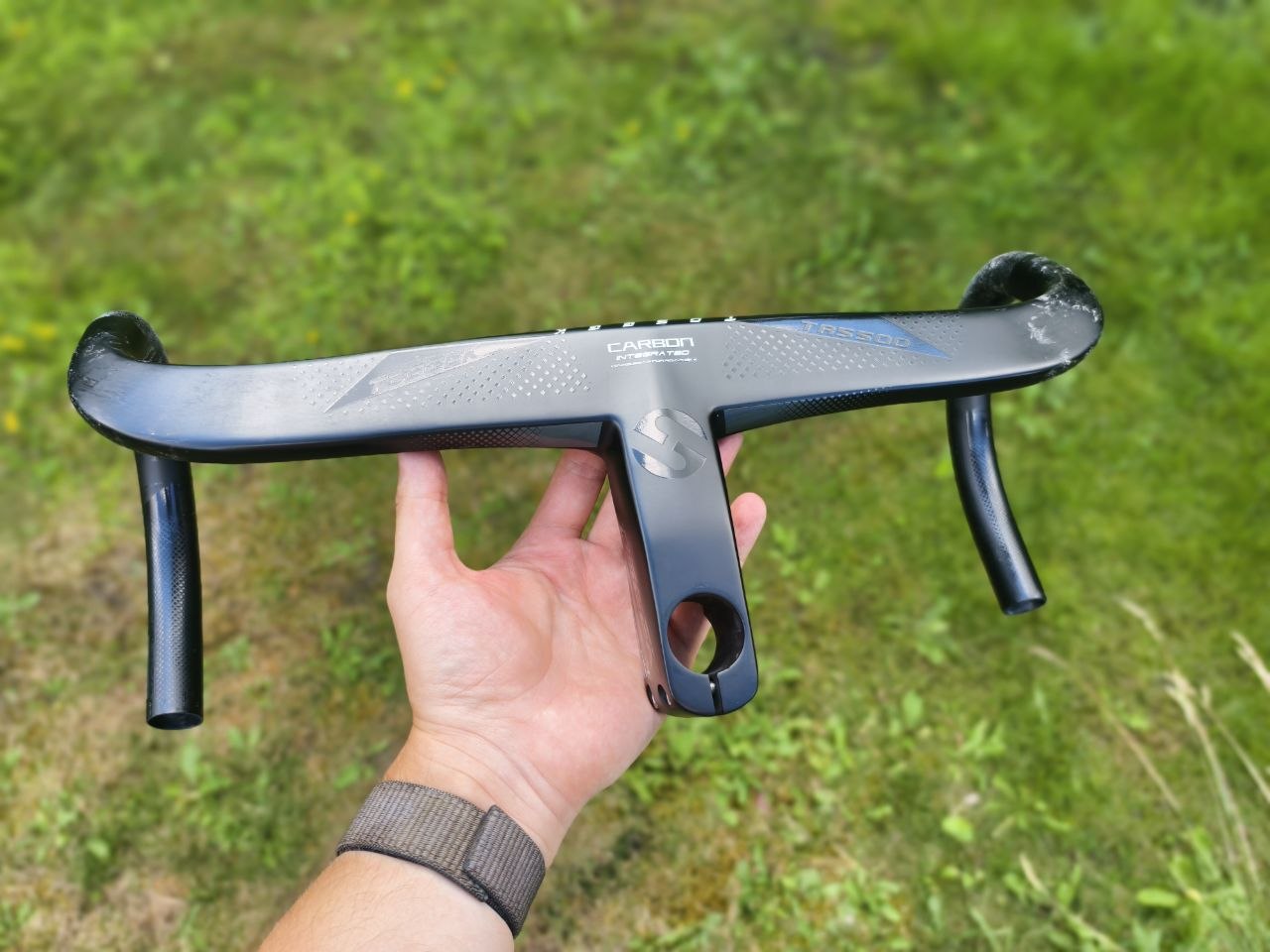 Карбоновый руль toseek tr5500