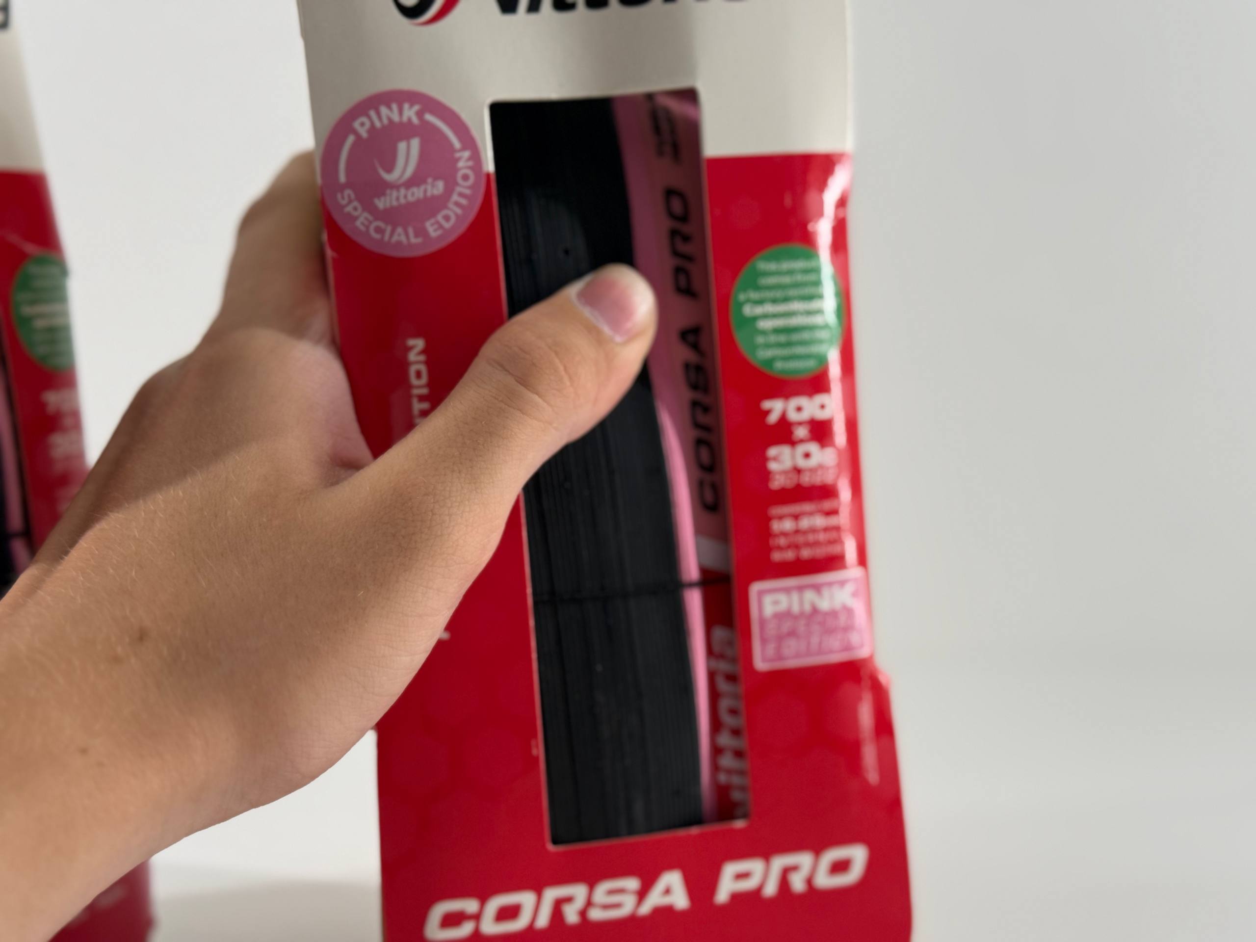 Vittoria Corsa Pro TLR 30c Pink edition